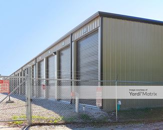 Photo 4 of Kingwood Elite Storage - 1664 Northpark Drive, Kingwood, TX