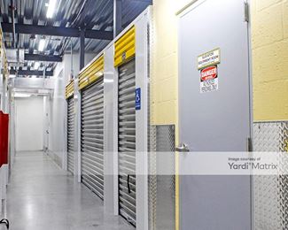 Photo 2 of Safeguard Self Storage - 1115 East Hillsborough Avenue, Tampa, FL