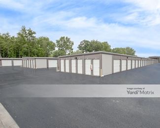 Photo 5 of Extra Space Storage - 604 Silhavy Road, Valparaiso, IN