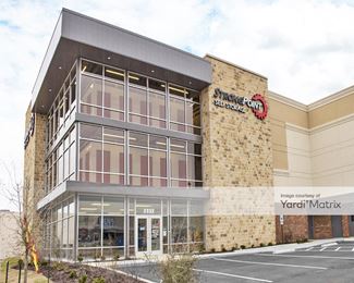 Photo 2 of StrongPoint Self Storage - 2332 North Germantown Pkwy, Cordova, TN