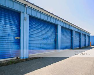 Photo 4 of Extra Space Storage - 688 Sullivan Avenue South, Windsor, CT