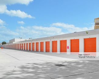 Photo 3 of Public Storage - 1401 SE Federal Hwy, Stuart, FL