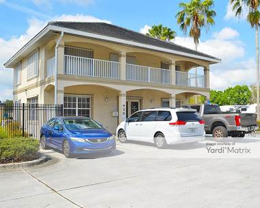 Storage Units for Rent available at 420 NW Peacock Blvd, Port Saint Lucie, FL 34986
