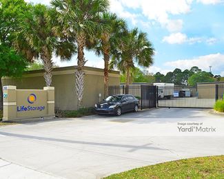 Photo 3 of Extra Space Storage - 420 NW Peacock Blvd, Port Saint Lucie, FL