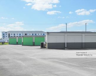 Photo 4 of Extra Space Storage - 1400 NE Savannah Road, Jensen Beach, FL