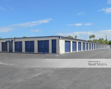 Storage Units for Rent available at 6301 SE Federal Hwy, Stuart, FL 34997