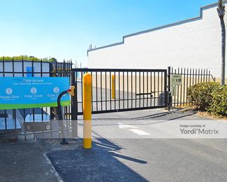 Photo 2 of SmartStop Self Storage - 525 SW South Macedo Blvd, Port St Lucie, FL