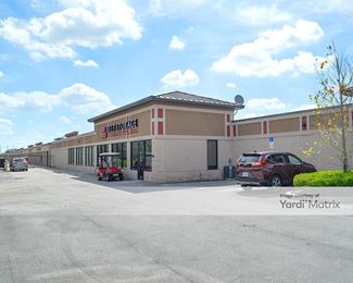 Photo 2 of Vero Beach Self Storage - 605 US Highway 1, Vero Beach, FL