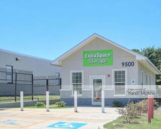 Photo 3 of Extra Space Storage - 9500 Lake June Road, Dallas, TX