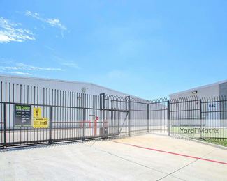 Photo 4 of Extra Space Storage - 9500 Lake June Road, Dallas, TX