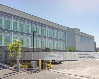 Photo 1 of Extra Space Storage - 6853 Woodley Avenue, Lake Balboa, CA