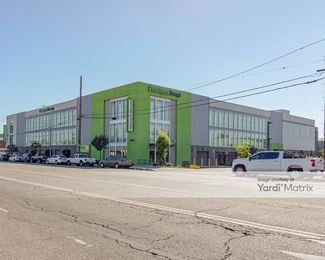 Photo 5 of Extra Space Storage - 6853 Woodley Avenue, Lake Balboa, CA
