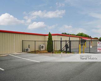 Photo 3 of 10 Federal Self Storage - 250 Huffine Street, Gibsonville, NC