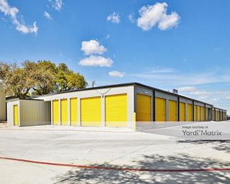 Photo 2 of Storage King USA - 32525 I 10 West, Boerne, TX