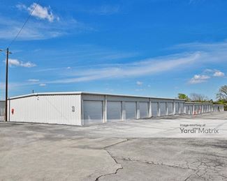 Photo 2 of iStorage - 30000 I 10, Boerne, TX