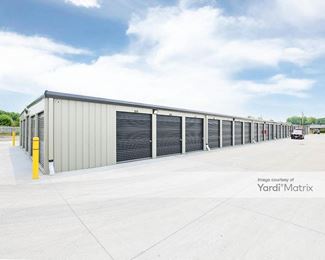 Photo 3 of Vault Self Storage - 34500 Mills Road, Avon, OH
