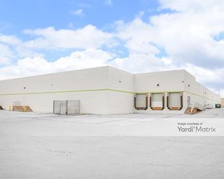 Photo 4 of Extra Space Storage - 1860 North Richmond Road, McHenry, IL