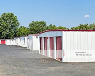 Photo 2 of SpareBox Storage - 1202 Moberly Lane, Bentonville, AR