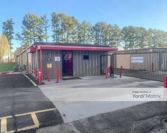 Photo 2 of SpareBox Storage - 1192 North Rupple Road, Fayetteville, AR