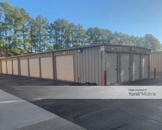Photo 3 of SpareBox Storage - 1192 North Rupple Road, Fayetteville, AR