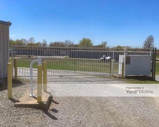 Photo 3 of A1 Mini Storage - 600 West Pridemore, Lincoln, AR