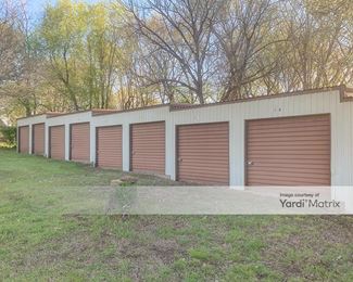 Photo 2 of Epperly Investments - 2525 West Mount Comfort Road, Fayetteville, AR