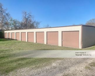 Photo 4 of Epperly Investments - 2525 West Mount Comfort Road, Fayetteville, AR