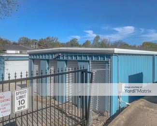 Photo 2 of Crossover Mini Storage - 1757 North Crossover Road, Fayetteville, AR