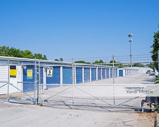 Photo 2 of Snapbox Self Storage - 104 North 24th Street, Rogers, AR