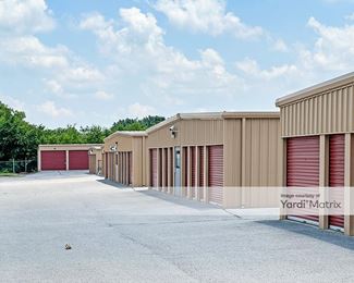 Photo 4 of Storage Lion - 452 Weston Street, Pea Ridge, AR
