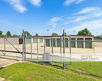 Photo 3 of Snapbox Self Storage - 2113 East Central Avenue, Bentonville, AR