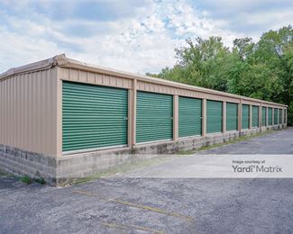 Photo 4 of Levi Storage Center - 1800 South Stirman Avenue, Fayetteville , AR