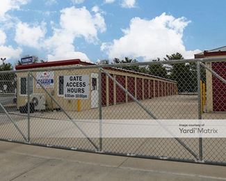 Photo 2 of Gateway Storage Mall - 17 Royal Heights Center, Belleville, IL