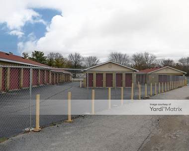 Storage Units for Rent available at 17 Royal Heights Center, Belleville, IL 62226