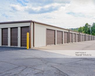 Photo 5 of Allied Storage - 85 West 15th Street, Fayetteville, AR