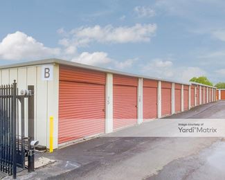 Photo 2 of Superior Storage - 1786 South Pleasant Street, Springdale, AR