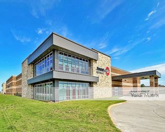 Photo 2 of StrongPoint Self Storage - 3100 SW Regional Airport Blvd, Bentonville, AR