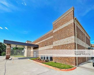 Photo 3 of StrongPoint Self Storage - 3100 SW Regional Airport Blvd, Bentonville, AR
