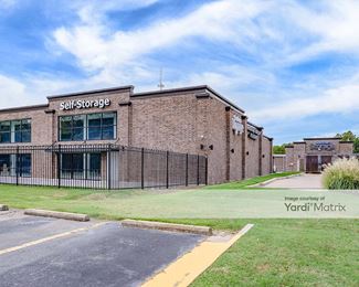 Photo 6 of Southern Storage - 1551 Main Drive, Fayetteville, AR