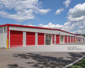 Photo 6 of Storelocal Storage - 5859 Rutledge Pike, Knoxville, TN