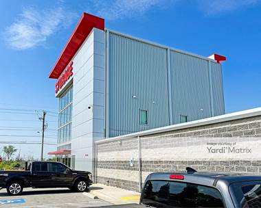 Storage Units for Rent available at 700 SW 14th Street, Bentonville, AR 72712