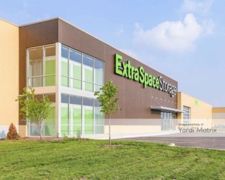 Photo 3 of Devon Self Storage - 2100 Essington Road, Joliet, IL