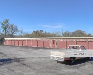 Photo 2 of Arkansas Self Storage - 2325 North Gregg Avenue, Fayetteville, AR