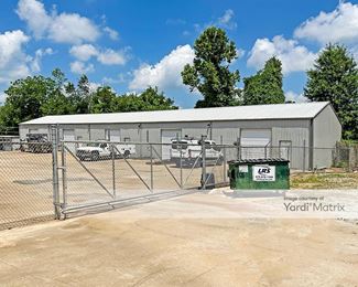 Photo 2 of B-D Self Storage - 4404 NE Hudson Road, Rogers, AR