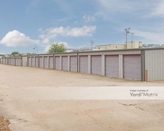 Photo 4 of Wobbe Lane Storage - 598 East Randall Wobbe Lane, Springdale, AR