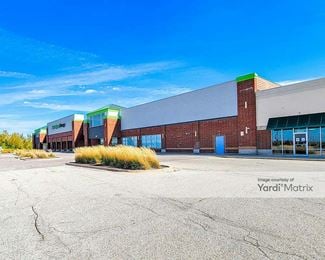 Photo 1 of Extra Space Storage - 2411 North Randall Road, Carpentersville, IL
