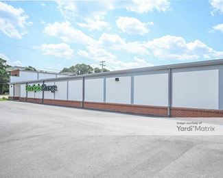 Photo 3 of Extra Space Storage - 5234 Raeford Road, Fayetteville, NC