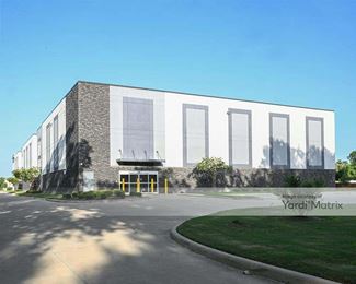 Photo 6 of Extra Space Storage - 12812 Cullen Blvd, Houston, TX
