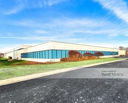 Image for Extra Space Storage - 105 Albrecht Drive, Lake Bluff, IL