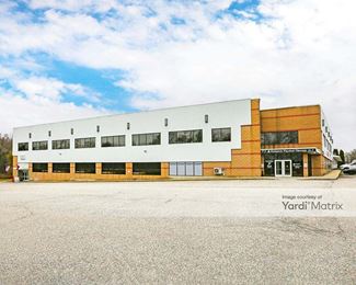 Photo 2 of Cardinal Self Storage - 920 Lafayette Road, Seabrook, NH